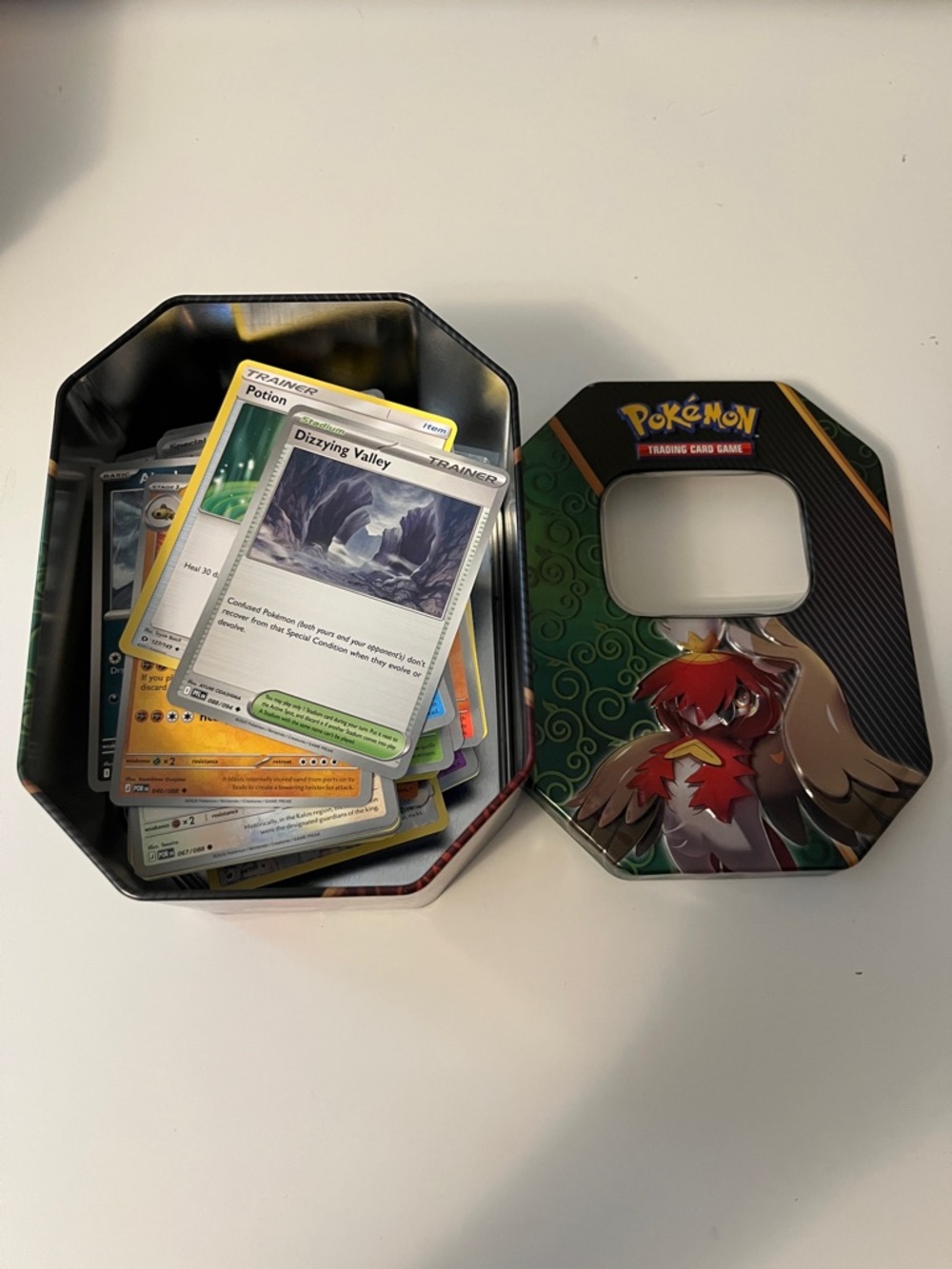 Pokémon Trading Card Tin with Cards